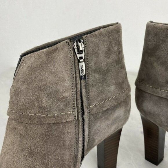 GEOX Ankle Boots Suede Bootie Taupe Size Zip Heels - Picture 10 of 12